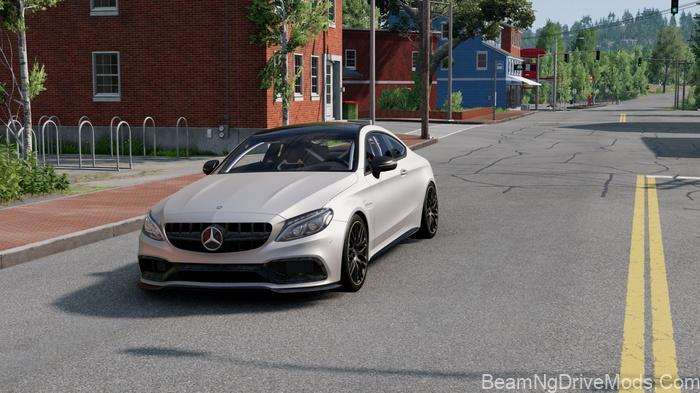 BeamNG Mercedes-Benz C63S AMG Coupe (0.38)