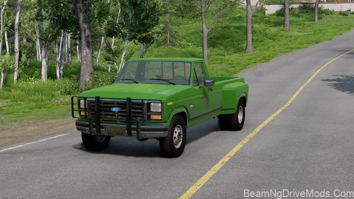 BeamNG Ford F-350 Superduty 1986 3