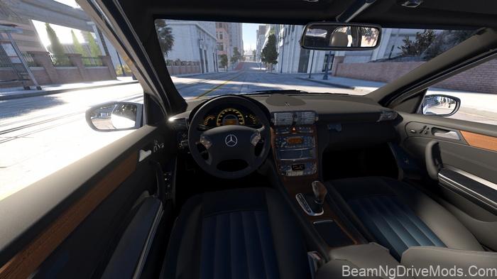 BeamNG Mercedes-Benz C-Class W203 V2.0 (0.39) 4